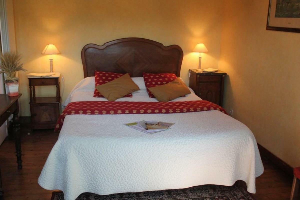 Manoir De Kerliviry Bed & Breakfast Cleder Bagian luar foto