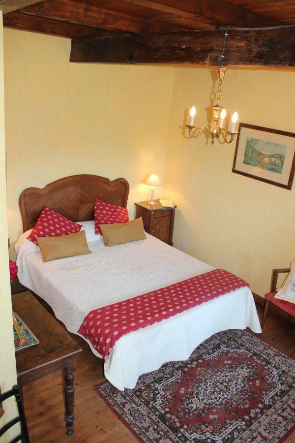 Manoir De Kerliviry Bed & Breakfast Cleder Bagian luar foto