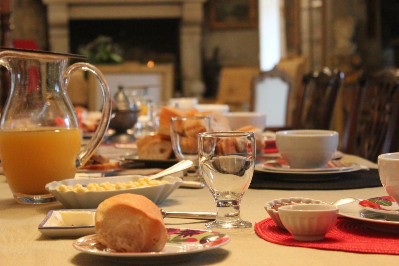 Manoir De Kerliviry Bed & Breakfast Cleder Bagian luar foto