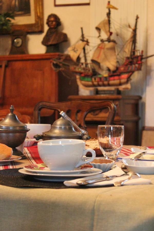 Manoir De Kerliviry Bed & Breakfast Cleder Bagian luar foto